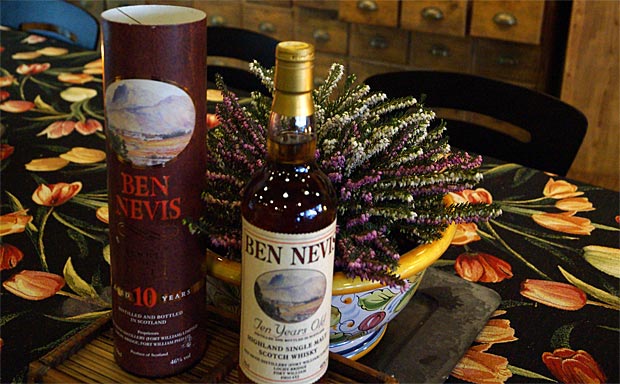 Ben Nevis single malt 10 år Scotch whisky 46%. (fra det vestlige højland)