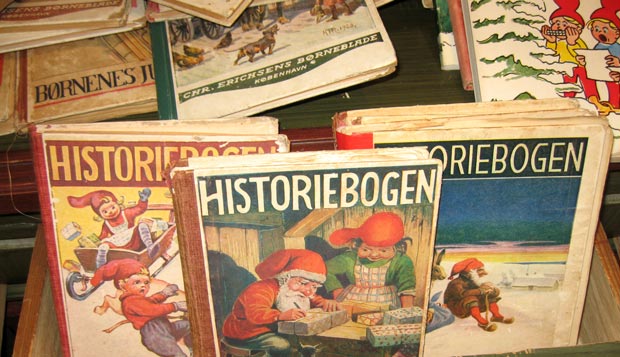 Julebøger og meget mere hos Kirkens Korshær genbrug i Vestergade, Ansager