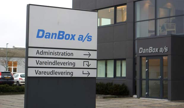AKA-Danbox søger ny medarbejder, der kan svejse