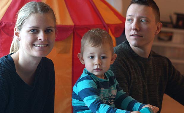 Kristina Mortensen og René Kristensen med sønnen Asger er nytilflyttere i Ansager 
