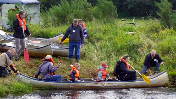 Prøv en kano på Varde Å Dag. Foto fra Hodde 2016.