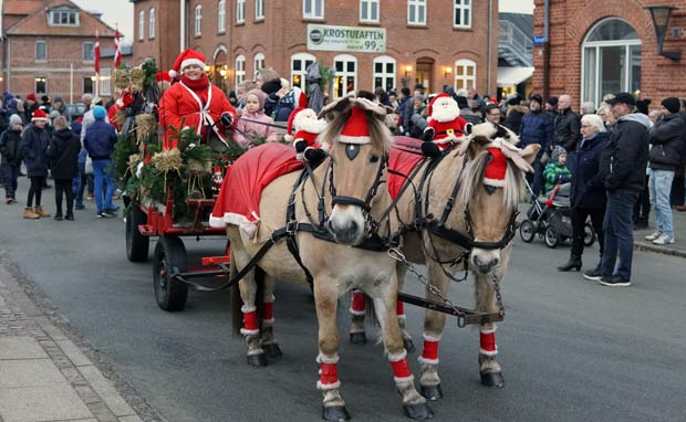 Juleoptoget i Ansager. En populær tradition, der bliver holdt i hævd af borgerforeningen.