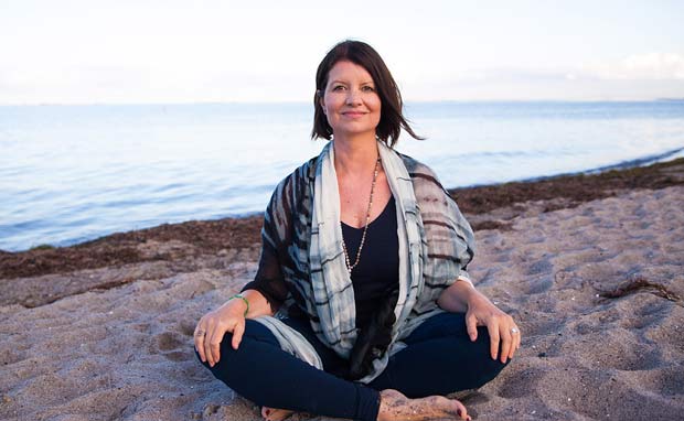 Anne Goncalves  er yogalærer og stresscoach 