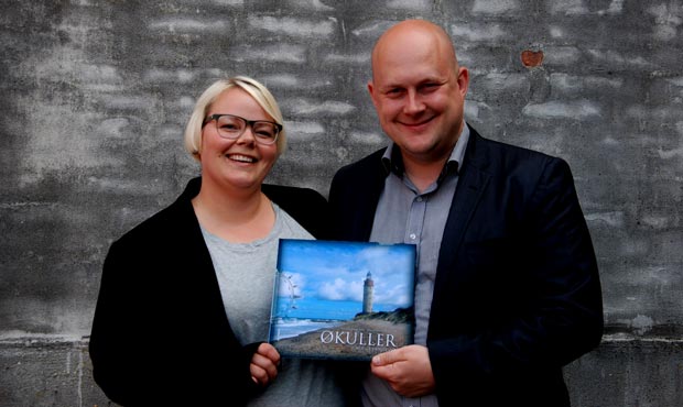 Stine og Lars Guldager Dyhr fra Ansager har lavet bogen "Økuller - 11 dejlige danske øer"