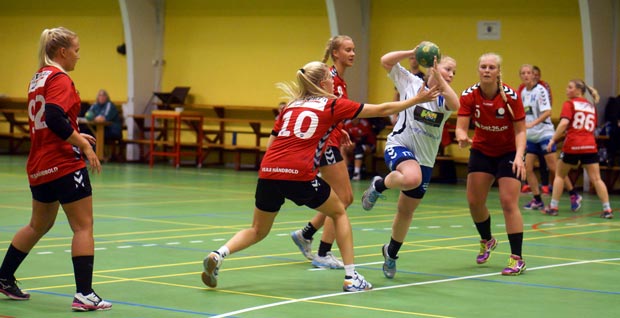 SIF/Ansager 3. division damer spiller afgørende kamp søndag 15.30 i hallen