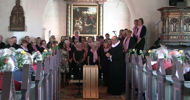 Kvaglund Kirkes Gospelkor i Ansager kirke under Mariefestival 2015