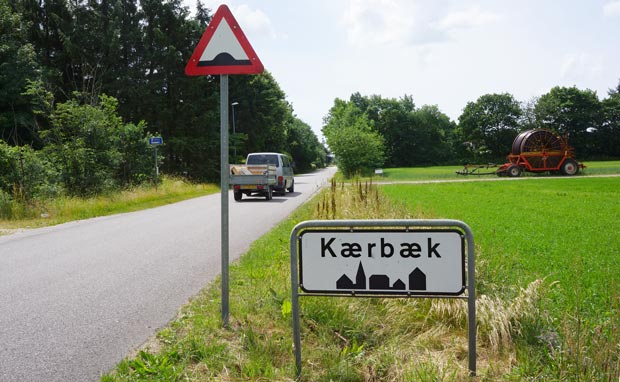 Kærbæk er en af de landsbyer beliggende i landzone, som kunne komme i betragtning som "omdannelseslandsby"