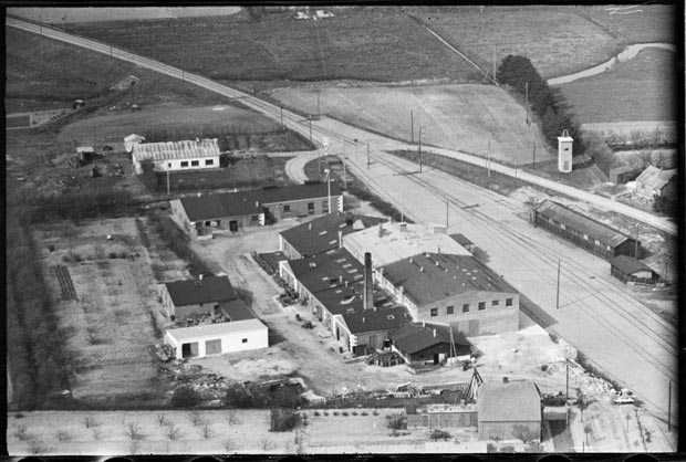Jernbanen nord for stationen i Ansager og foran slagteriet (1948-1952)