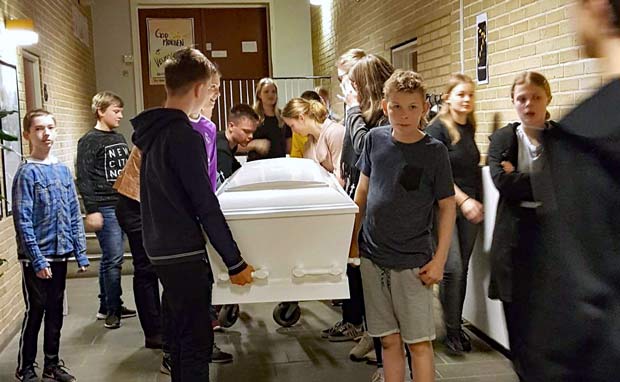 Ansager Skole har op til påske haft emneuge om døden