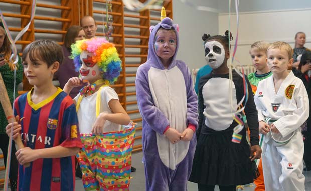 De fineste, farligste og mest kreative kostumer blev fundet frem til fastelavnsfesten på Ansager skole