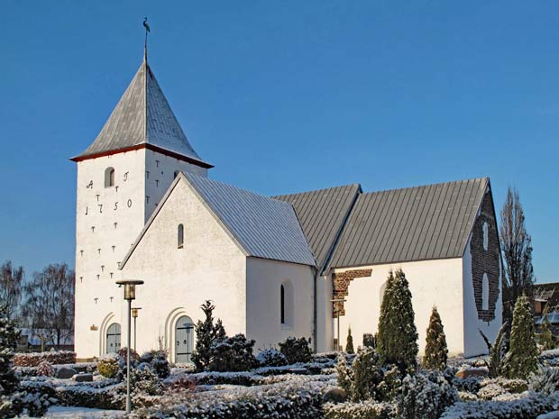 Fra den 17. januar holdes korte andagter på 30 minutter i Ansager Kirke og med max 17 personer